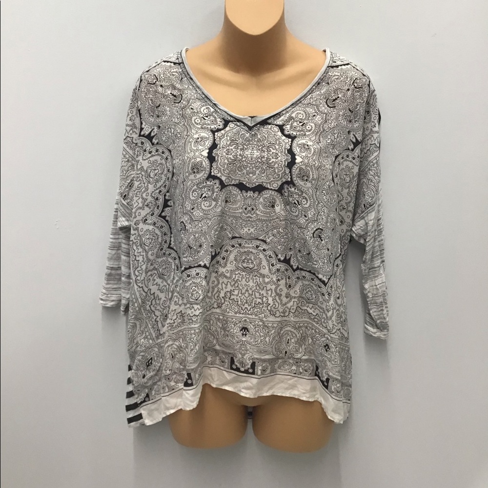CAbi  white/black top